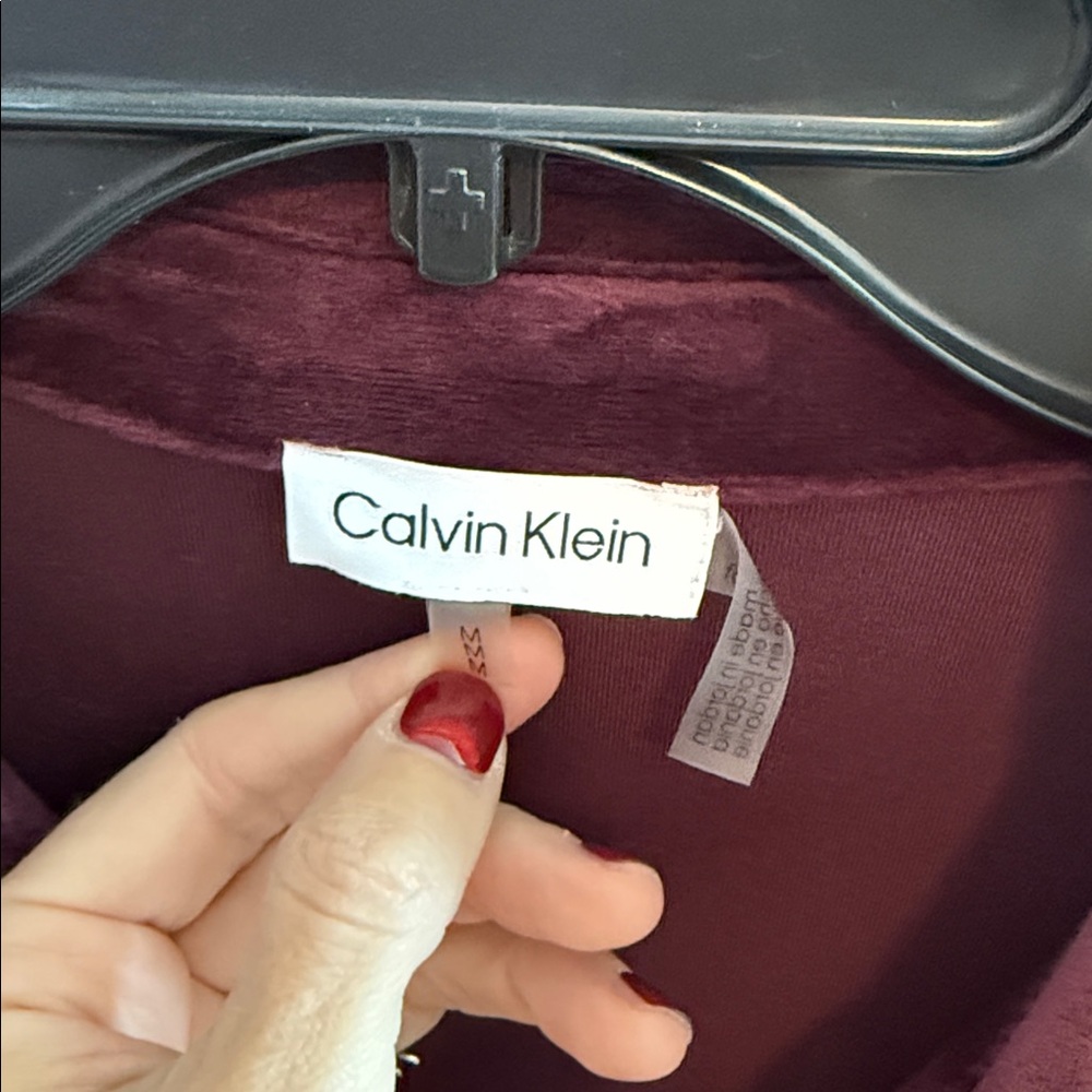 Calvin Klein button down down velvet top short long sleeve purple eggplant - Picture 3 of 8